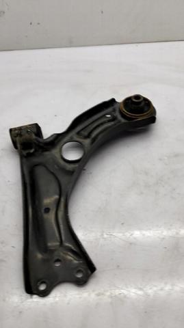 GM 95017036 Brazo inferior derecho de la suspensión delantera comprar Barcelona
