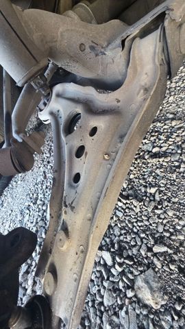 95017036 GM Brazo inferior derecho de la suspensión delantera  en stock Gandía