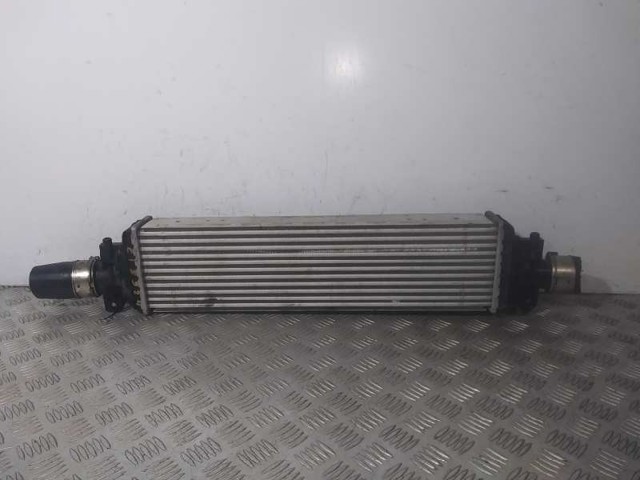 Radiador de aire de admisión 95081734 OPEL