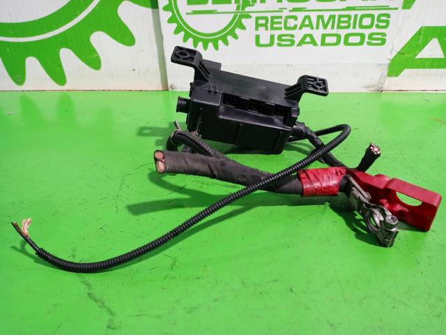 952102E000 Relé ventilador  en stock Sabadell