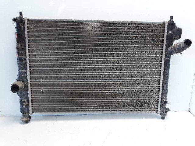 95227749 GM Radiador de refrigeración del motor  disponible Ourense