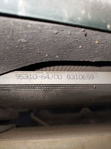 SUZUKI 9531064J00 Condensador de aire acondicionado  disponible Lugo