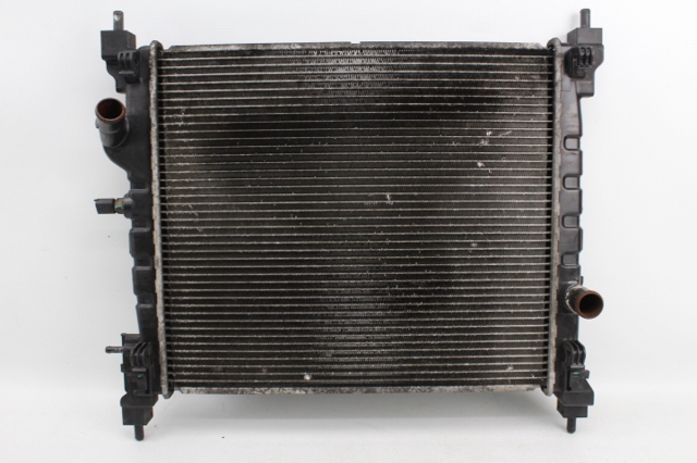 Radiador de água 95423942 GM