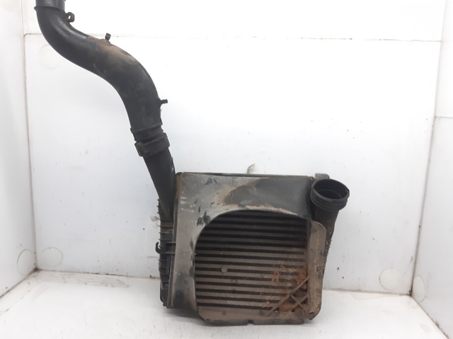Enfriador de aire de admisión 95511080301 PORSCHE