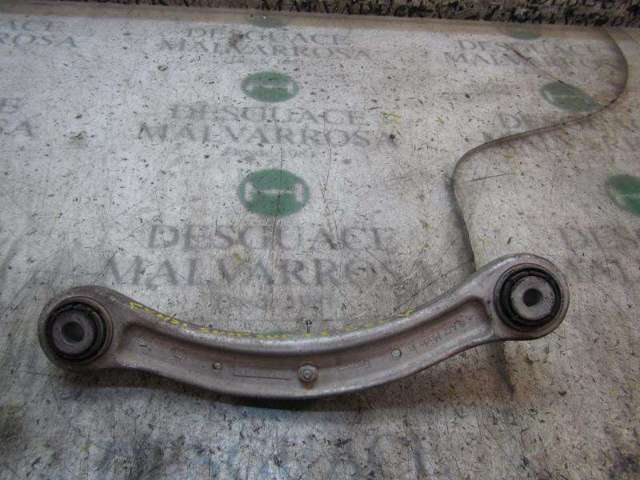 95533104710 Brazo superior de suspensión trasera izquierdo/derecho  en stock Sabadell