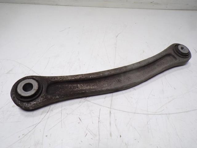 95533104900 PORSCHE Brazo superior izquierdo de la suspensión trasera  en stock Córdoba
