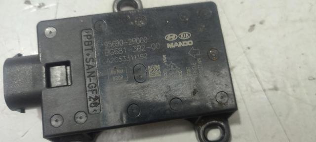 956902P000 Hyundai/Kia