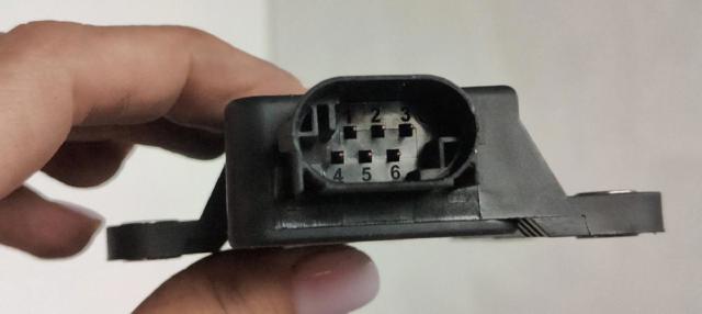 956903V100 Sensor de aceleración lateral (ESP)  disponible Utrera
