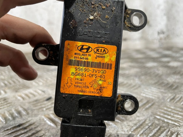 956903V100 Hyundai/Kia