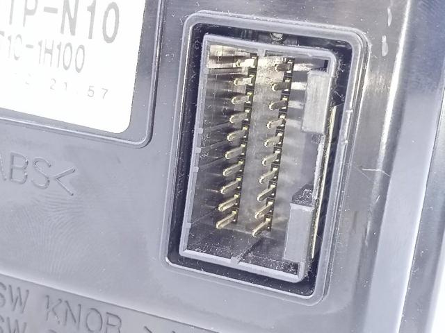 957101H100 HYUNDAI Pantalla multifunción  disponible Alicante