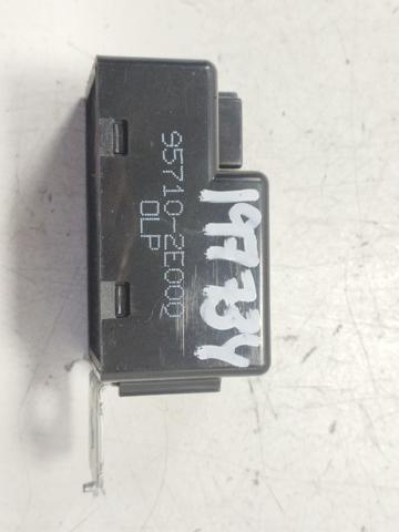 957102E000 HYUNDAI  comprar en Oviedo