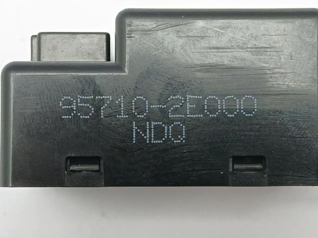957102E000 Claxon  en stock Granada