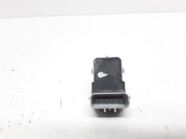 957202S101 Sensor de aparcamiento trasero  comprar en Pontevedra