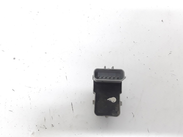 HYUNDAI 957202S101 Sensor de aparcamiento trasero  comprar en Murcia