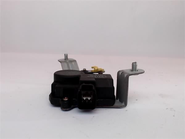 957501C000 Motor de apertura/cierre del cierre del maletero (puerta trasera 3/5)  disponible Utrera