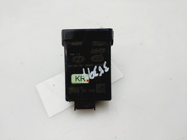 958001W200 Hyundai/Kia
