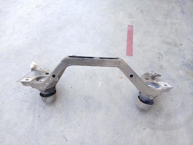 Subchasis delantero soporte motor Porsche Cayenne II desde 319,44 €