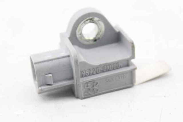 959200X000 Hyundai/Kia