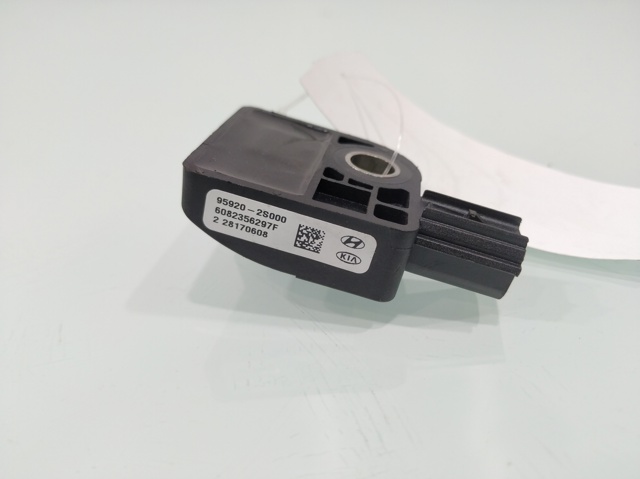 HYUNDAI 959202S000 Sensor de airbag delantero  en stock Terrassa