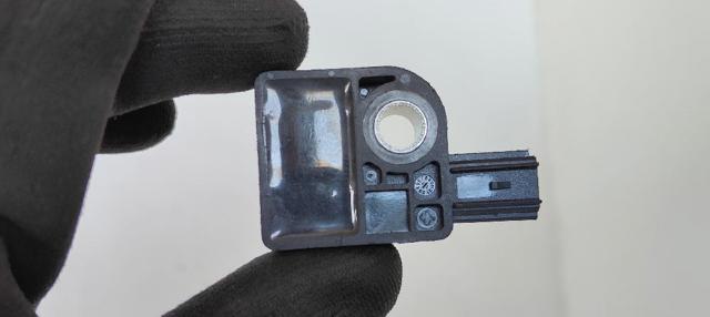 959202S000 HYUNDAI Sensor de airbag delantero comprar Madrid