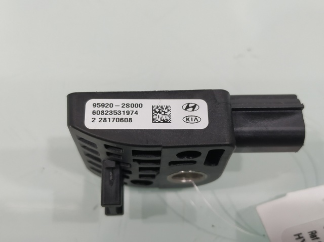 959202S000 Sensor de airbag delantero  comprar en Zaragoza