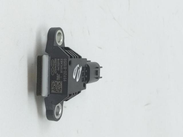 95920B1050 HYUNDAI Sensor de airbag delantero  disponible Vigo