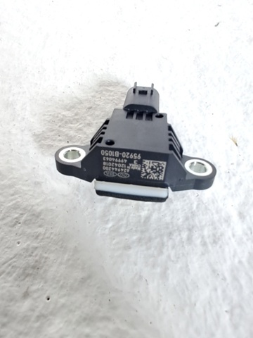 95920B1050 HYUNDAI Sensor de airbag delantero  disponible Ourense