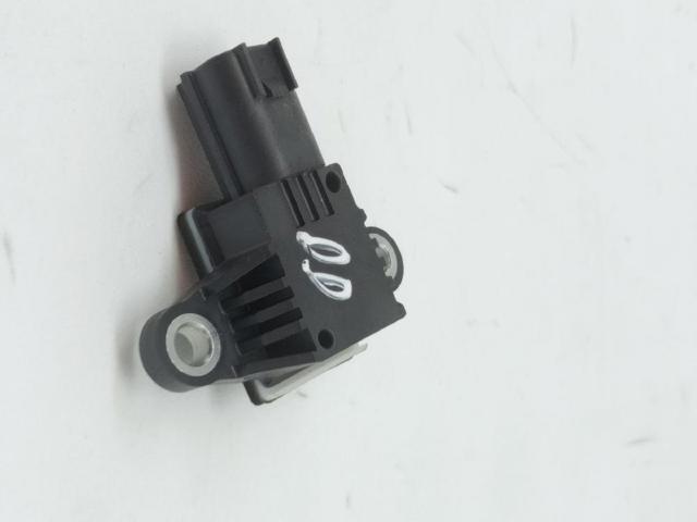 95920B1050 HYUNDAI Sensor de airbag delantero  comprar en Jaén