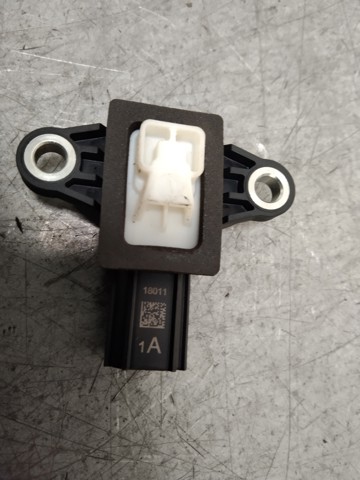 95920B1050 HYUNDAI Sensor de airbag delantero  disponible Alicante