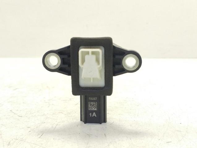 HYUNDAI 95920B1050 Sensor de airbag delantero  comprar en Albacete