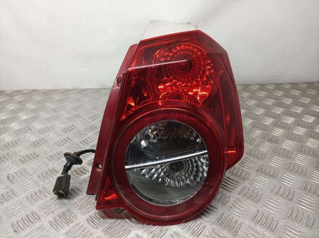 GM 95952067 Piloto trasero derecho  en stock Valencia