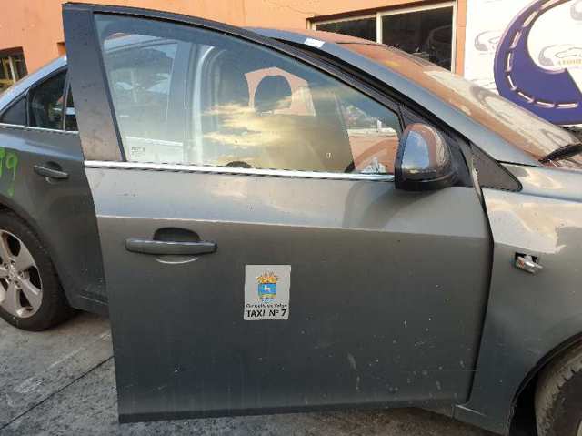 GM 95987758 Puerta delantera derecha  disponible España