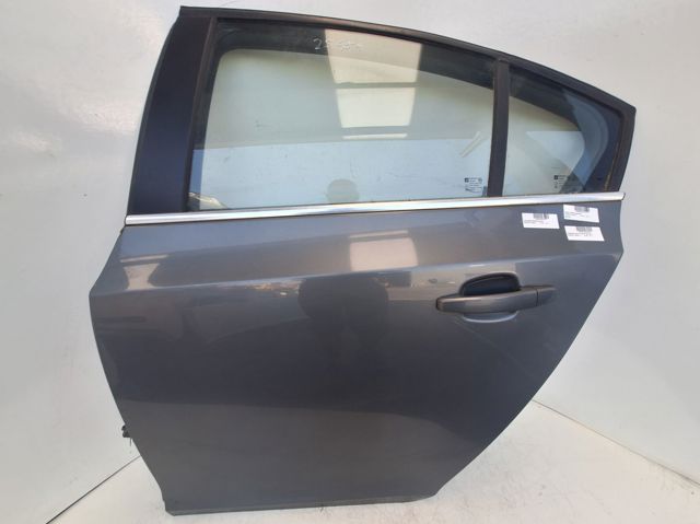 95987763 Puerta trasera izquierda comprar Sevilla