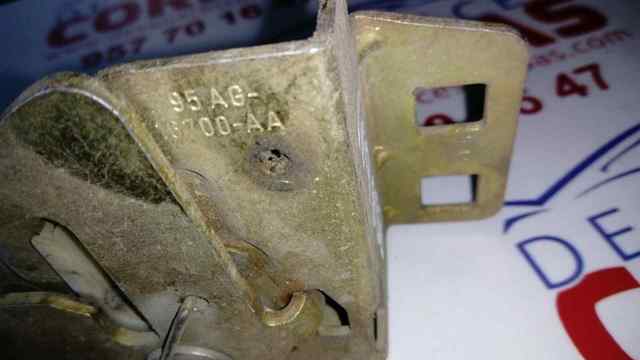 Cerradura de Capot Ford Escort VII (1995-1998)