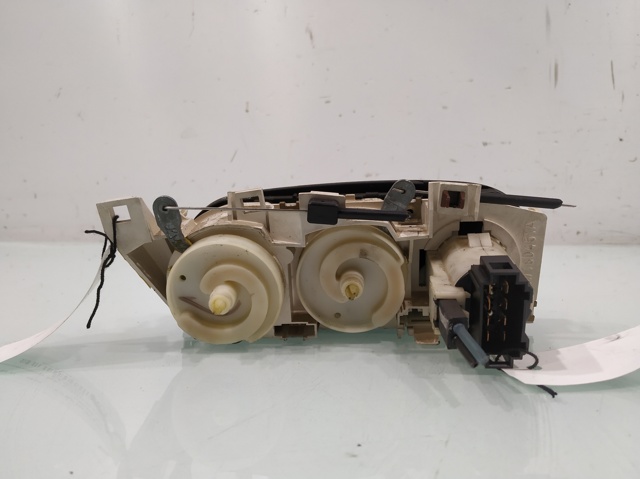 95NW18D451A Ford