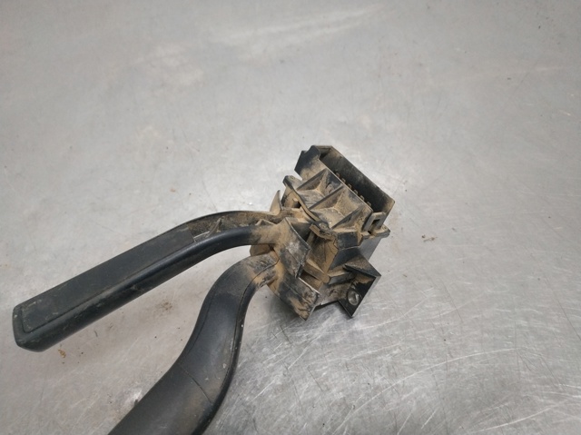 FORD 95VB11K665AA Conmutador derecho de la columna de dirección comprar Tarragona