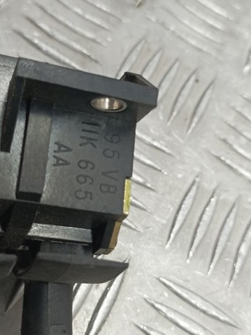 95VB11K665AA FORD Conmutador derecho de la columna de dirección  comprar en Jaén