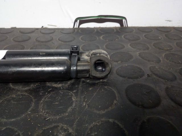 96027543 PEUGEOT Amortiguador de la tapa del maletero  disponible Ourense