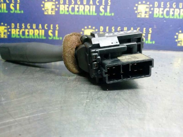 PEUGEOT 96049597ZL Conmutador derecho de la columna de dirección  disponible Lugo