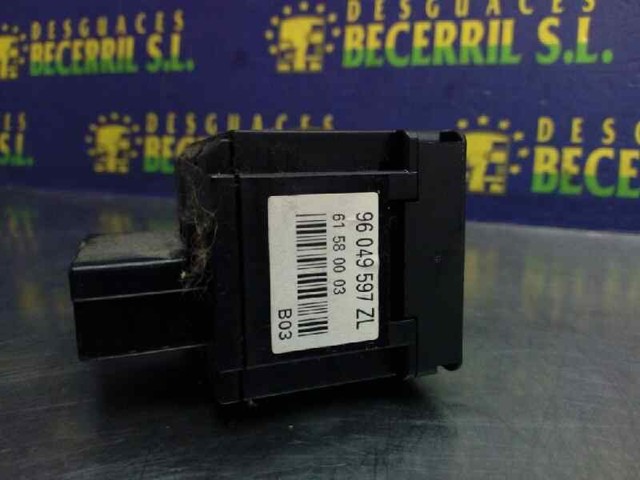 PEUGEOT 96049597ZL Conmutador derecho de la columna de dirección  en stock Salamanca