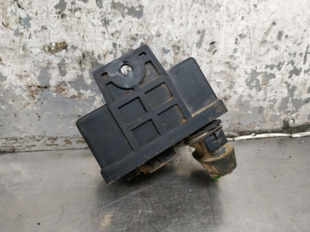 Relé de bujía de precalentamiento Citroen Saxo S0, S1