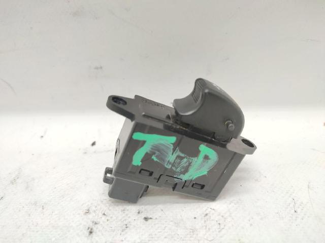 96190777 Botón de encendido del motor del elevalunas trasero  disponible Málaga