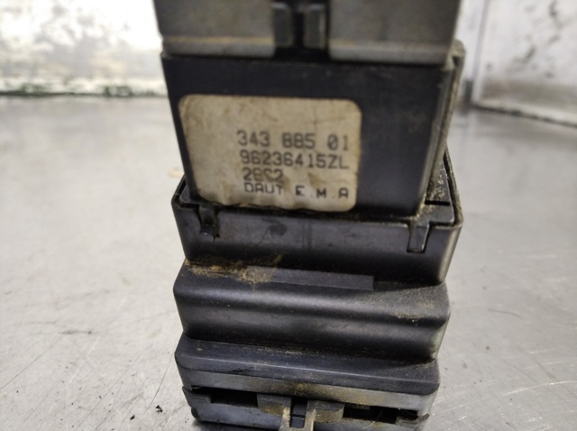 PEUGEOT 96236415ZL Conmutador izquierdo de la columna de dirección  en stock Salamanca