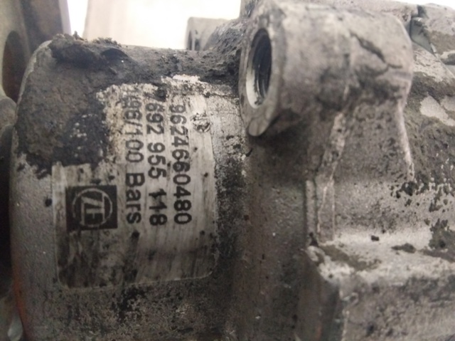 PEUGEOT 9624660480 Bomba de dirección comprar Pamplona