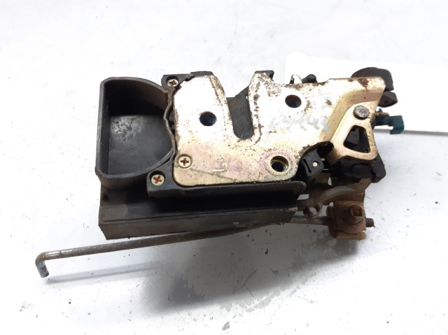 96260995 GM Cerradura de puerta trasera izquierda  disponible Ourense