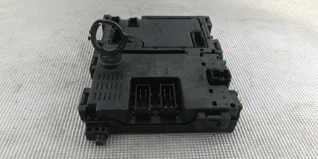 9626460880 PEUGEOT Caja de fusibles  comprar en Jaén