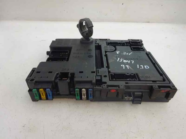 PEUGEOT 9626460880 Caja de fusibles  disponible Valladolid
