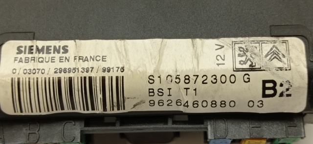 PEUGEOT 9626460880 Caja de fusibles  disponible Valladolid