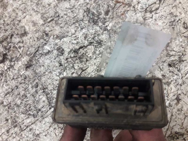 9627109680 PEUGEOT Relé de bomba eléctrica de combustible  en stock Huelva