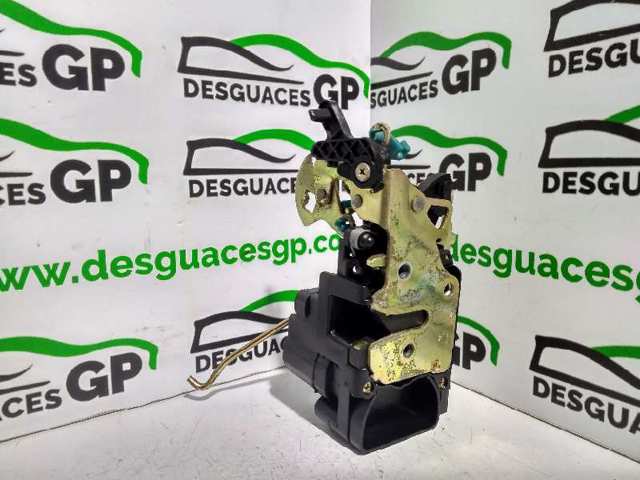 GM 96272642 Cerradura de puerta delantera derecha  en stock Salamanca